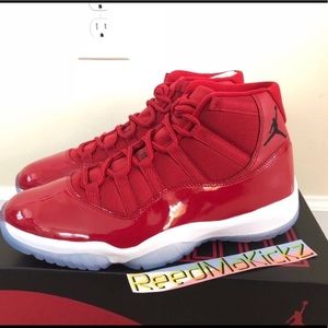 Nike jordan 11 Win Like 96 gym red